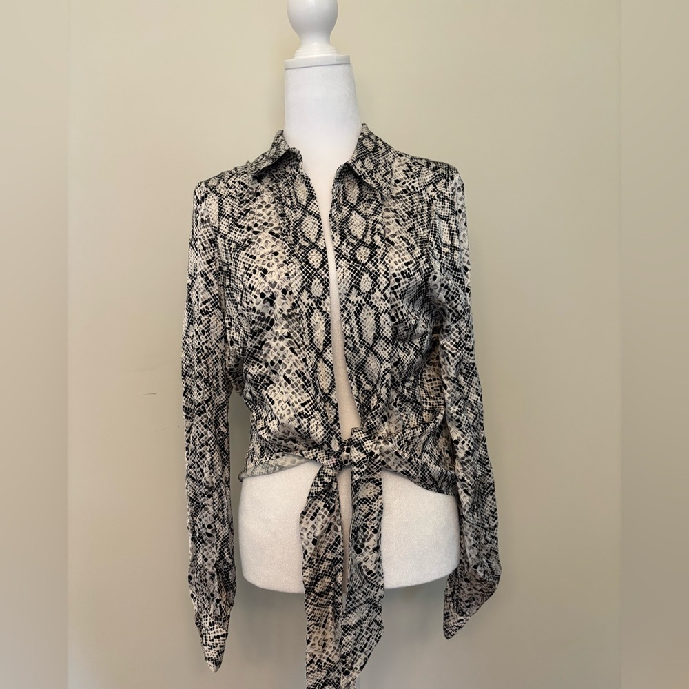NWT SIZE 3 Good American The Long Sleeve Sheer Snake Print Blouse